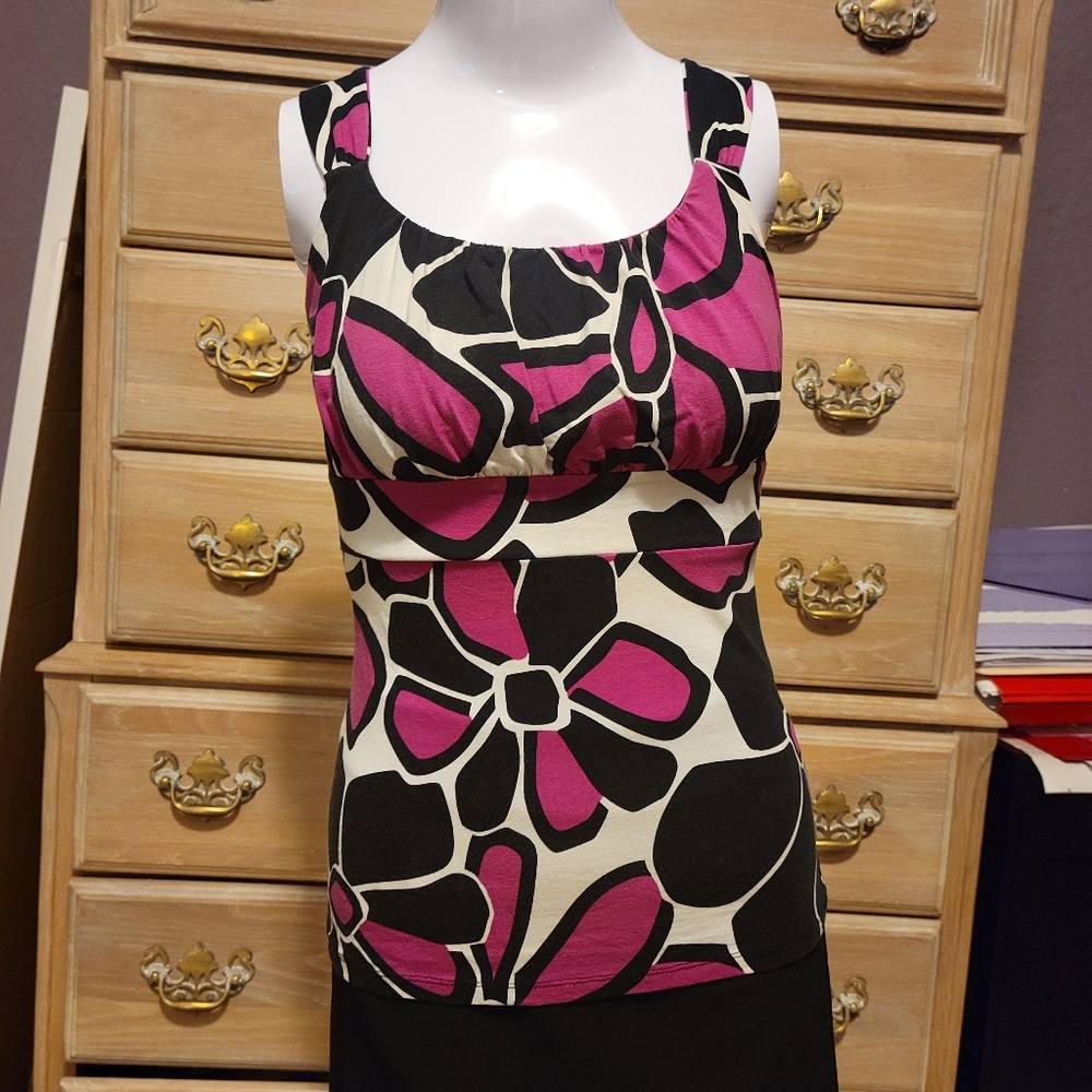 Ann Taylor Pink & Black Geometric Sleeveless Top